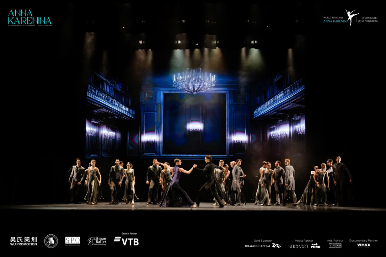 Vở “Anna Karenina” của Đoàn Ballet đương đại Nga thu hút đông đảo khán giả Việt